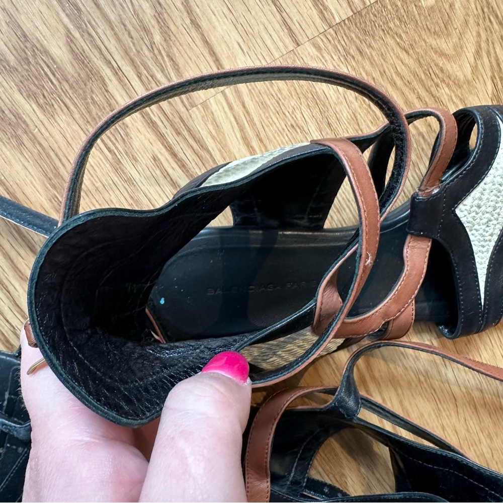 Balenciaga Black, White and Brown Sandals - Picture 7 of 7